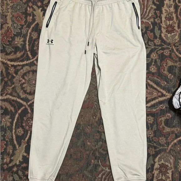 Under Armour Men's Cream Jogger Pants - Picture 1 of 4